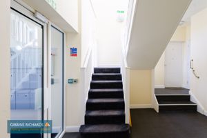 Communal Area- click for photo gallery